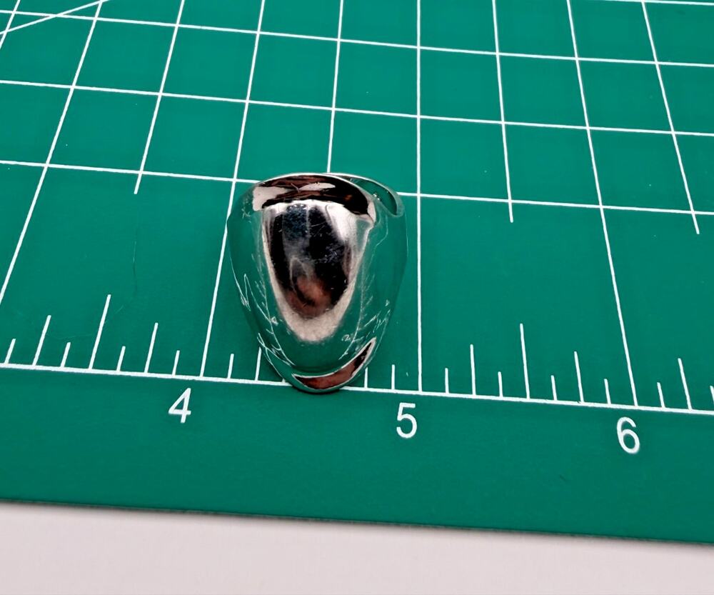 Vintage MUSY Italian Sterling Silver Domed Shield Ring -Size 8. - Rare Mid-Cent